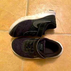 Size 10c or 4t boys Nike